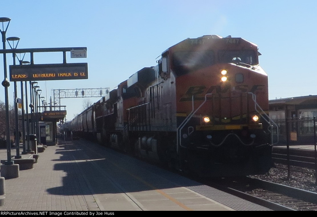 BNSF 7447 West